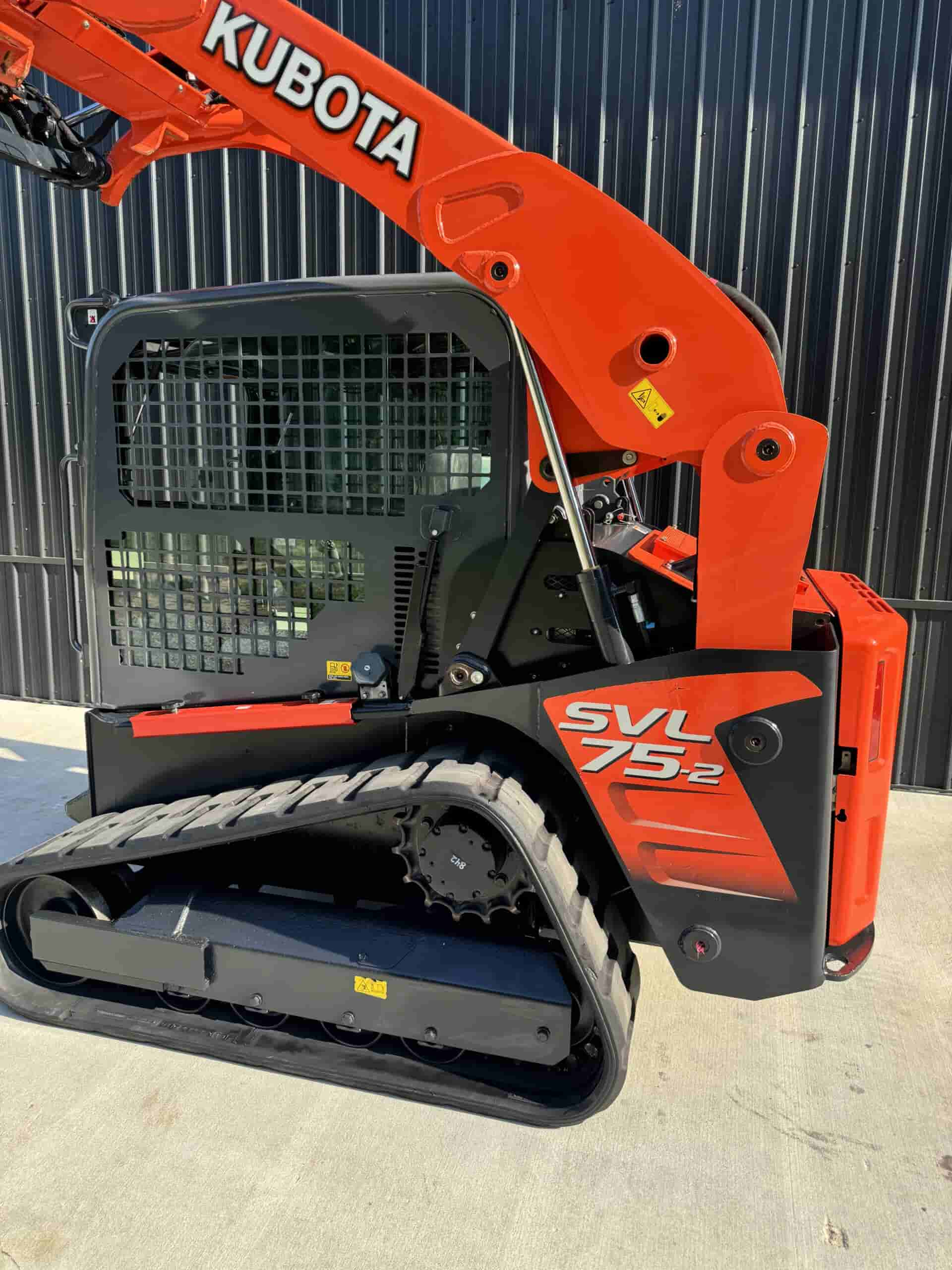 2018 KUBOTA SVL75-2 CLEAN
